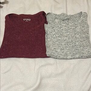 Mudd Short Sleeve Tees in Maroon and Gray